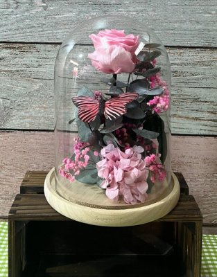 Cúpula con flor preservada color rosa