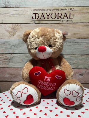 Peluche oso con corazón